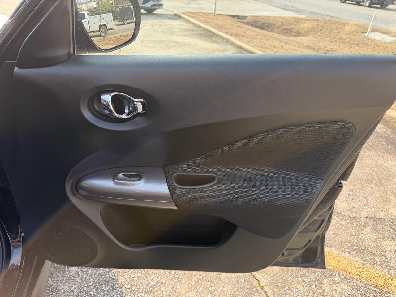 Nissan Juke S AWD 2013