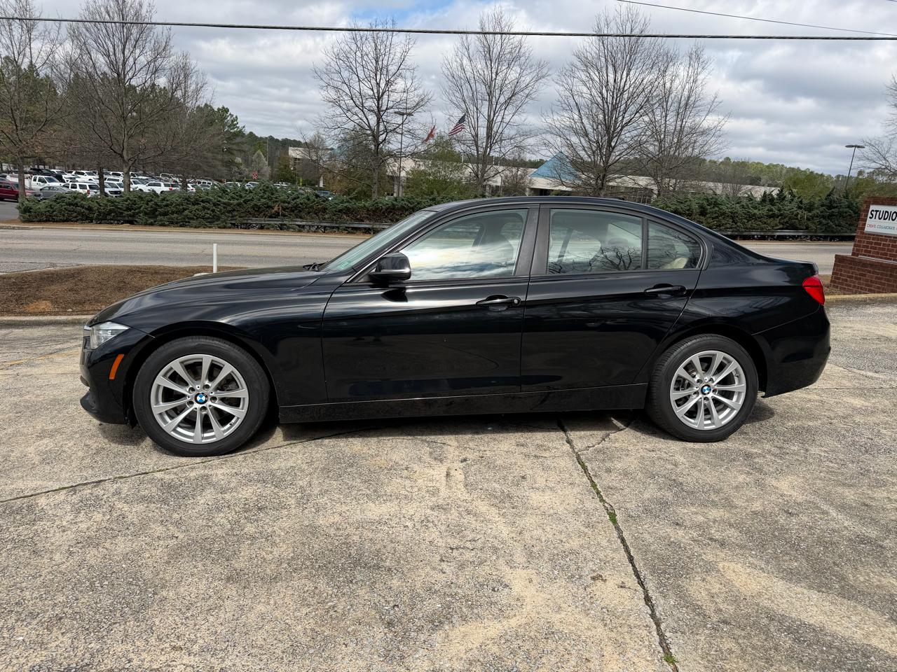 BMW 3-Series 320i xDrive Sedan 2018