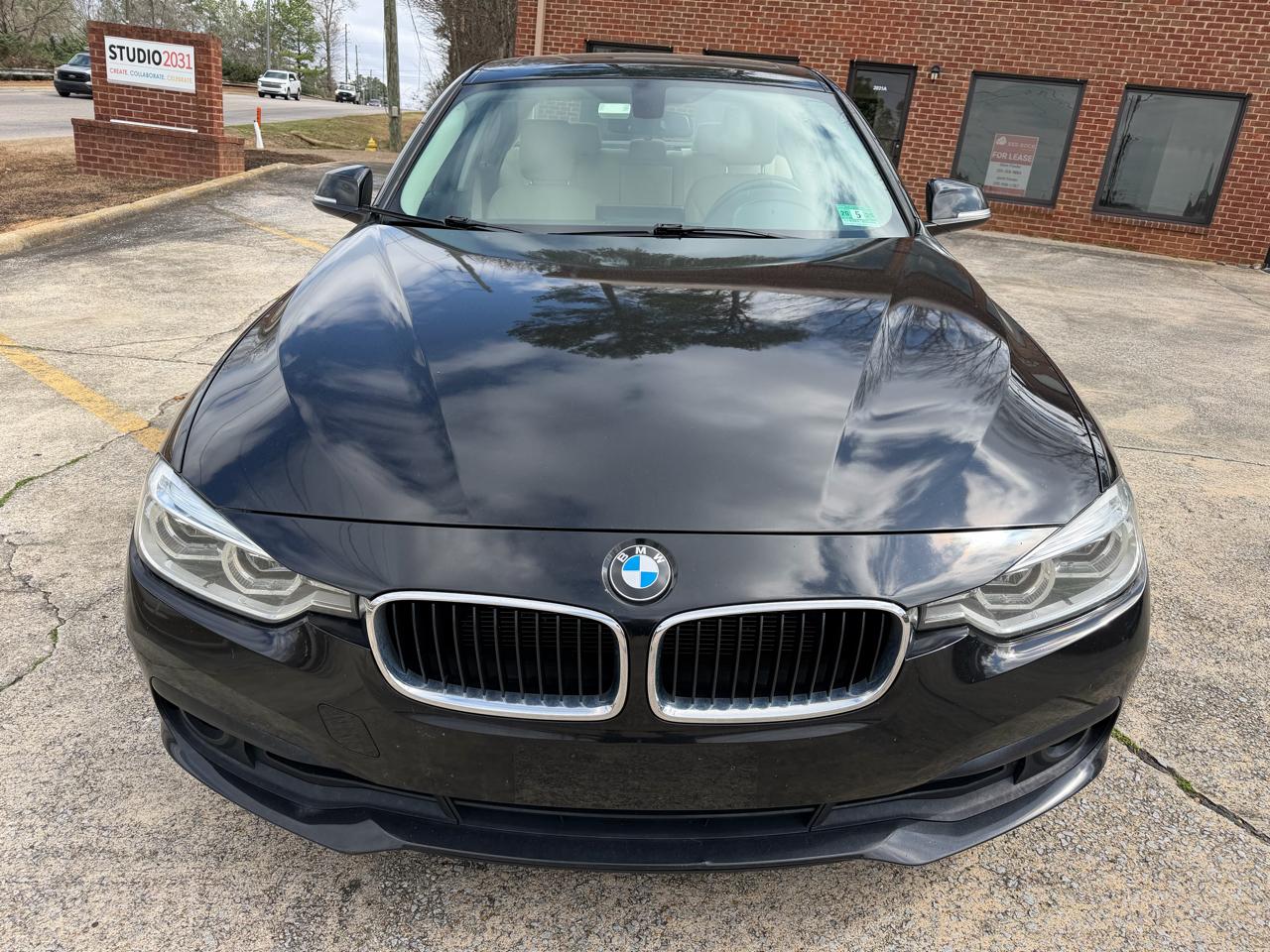 BMW 3-Series 320i xDrive Sedan 2018
