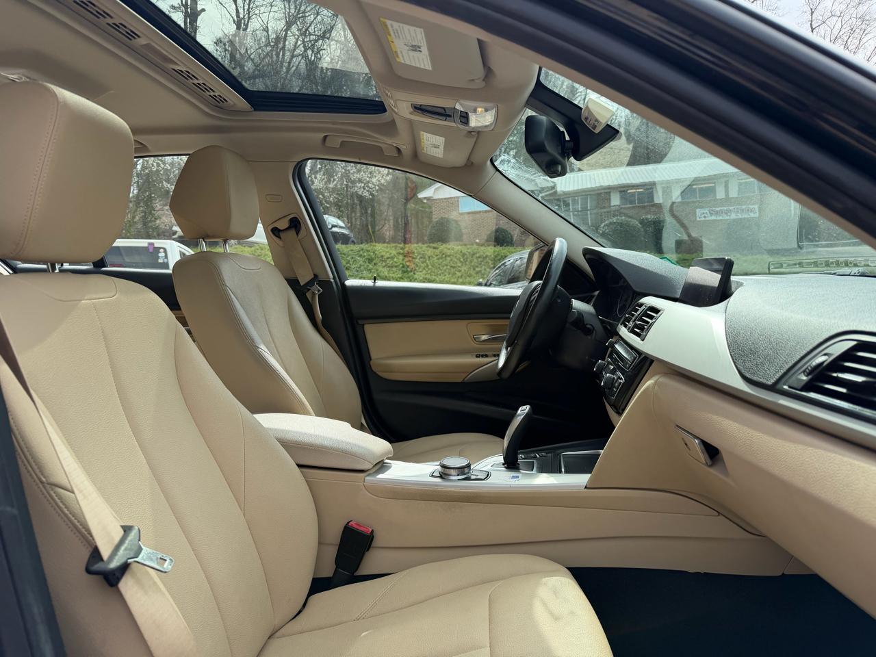 BMW 3-Series 320i xDrive Sedan 2018