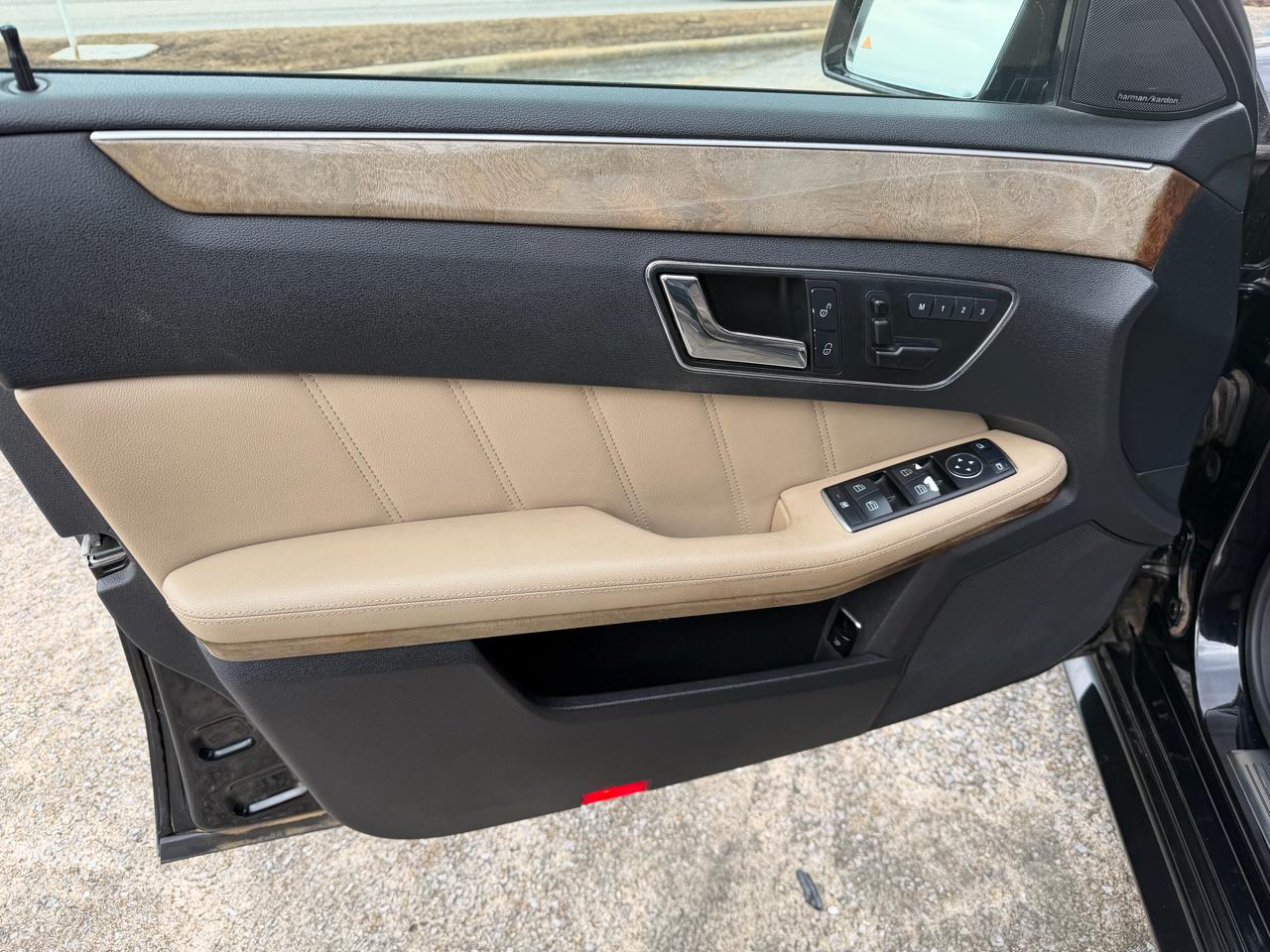Mercedes-Benz E-Class E350 Sedan 4MATIC 2011