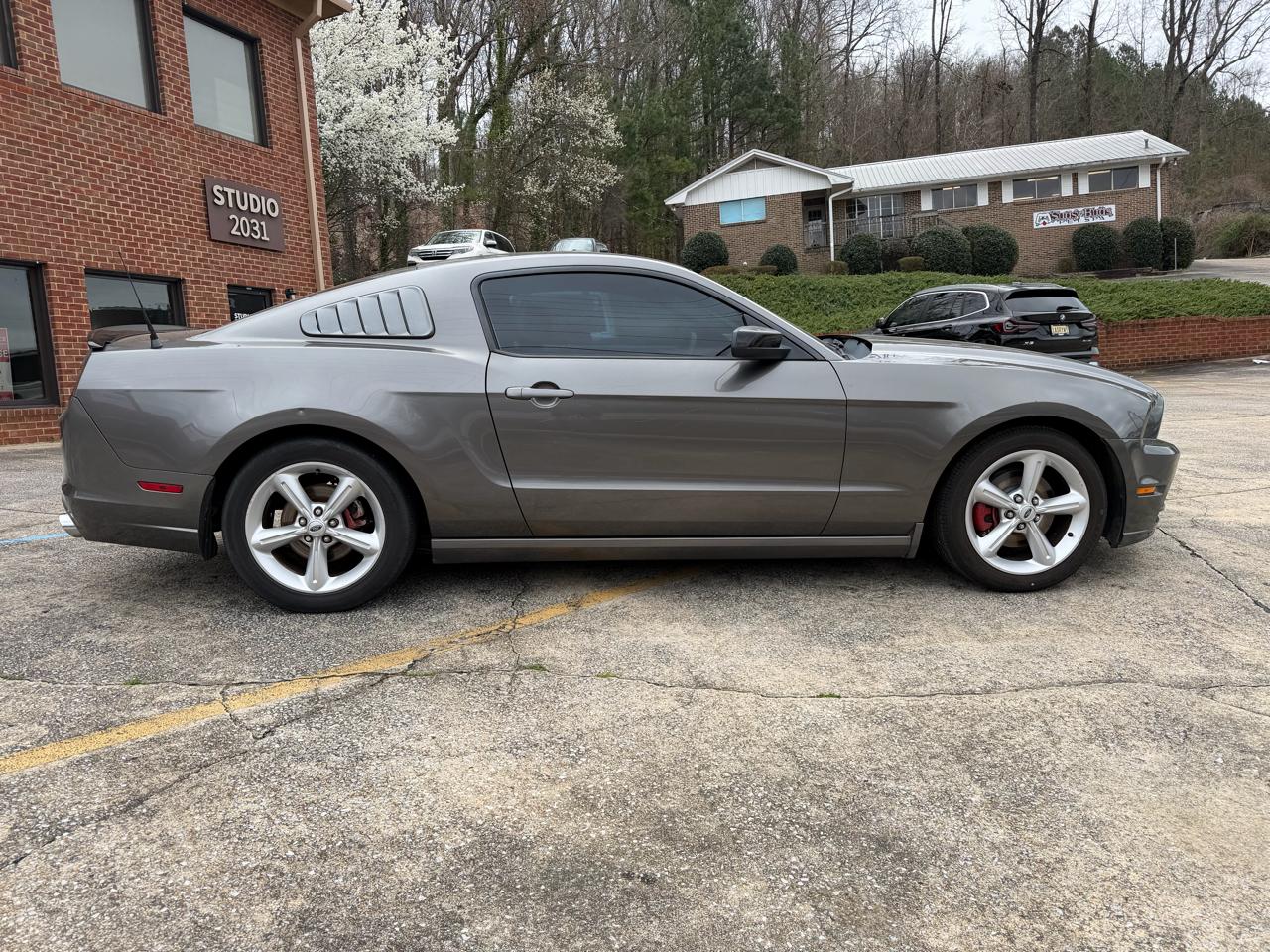 Ford Mustang V6 Coupe 2014