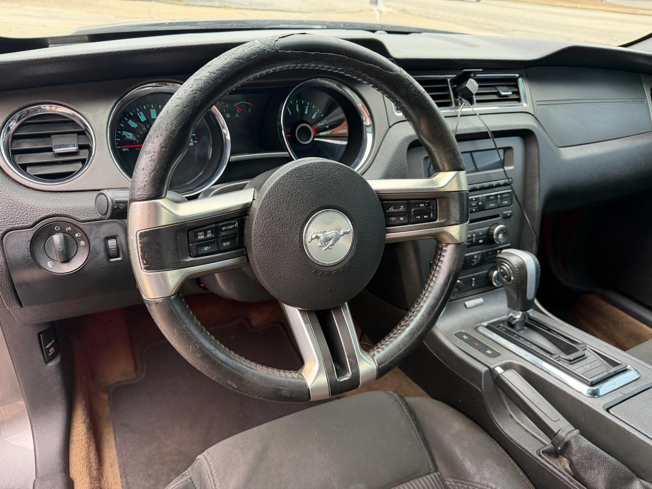 Ford Mustang V6 Coupe 2014