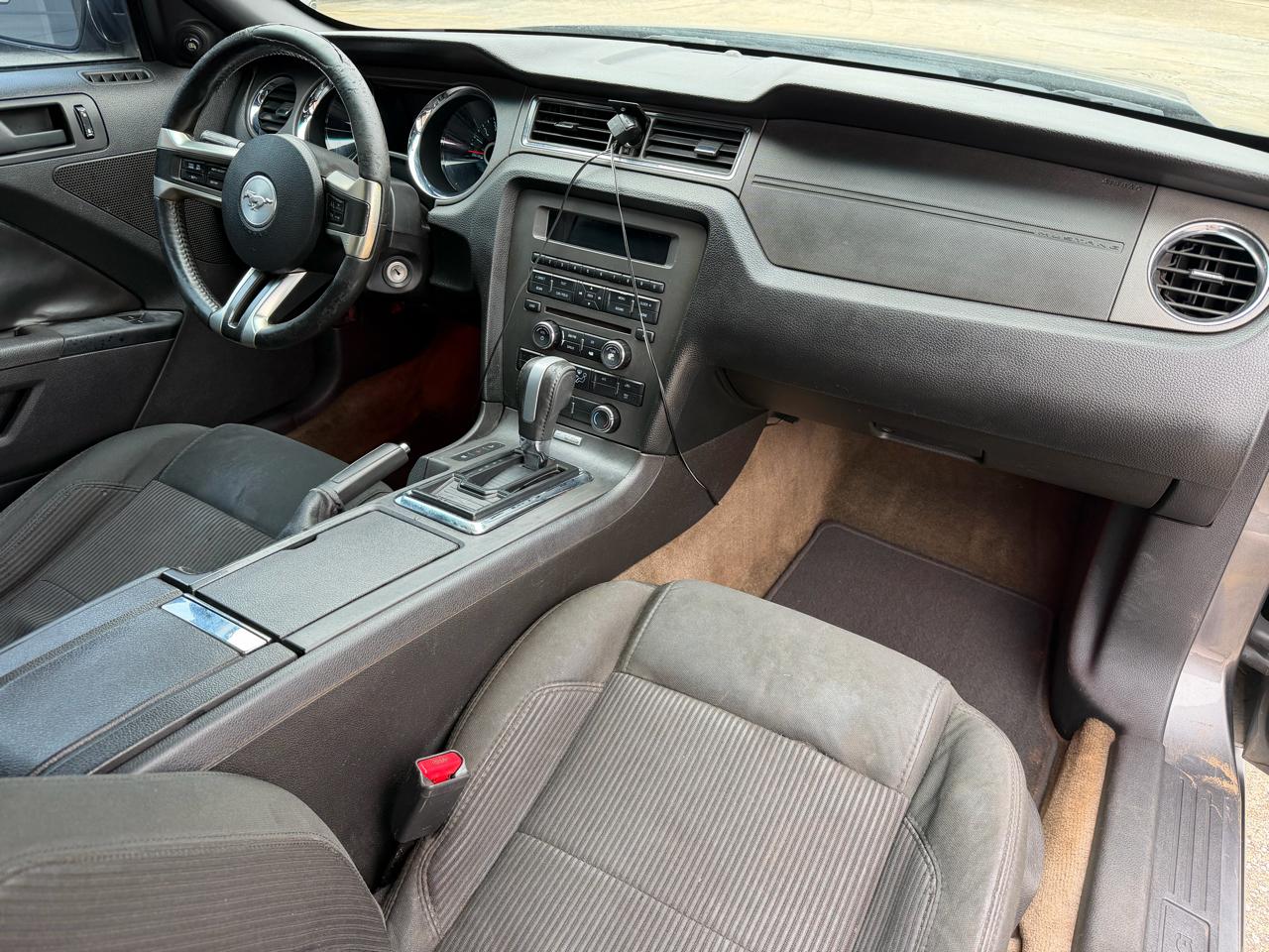 Ford Mustang V6 Coupe 2014