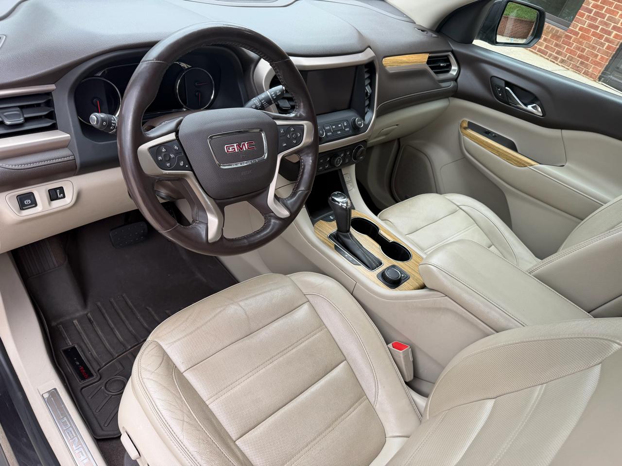 GMC Acadia Denali 2018