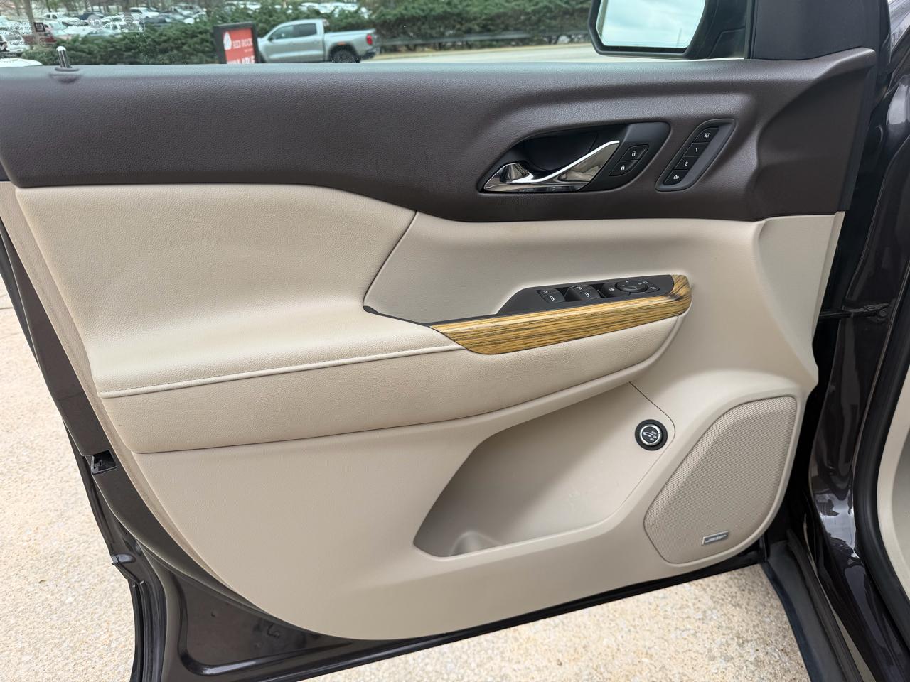 GMC Acadia Denali 2018