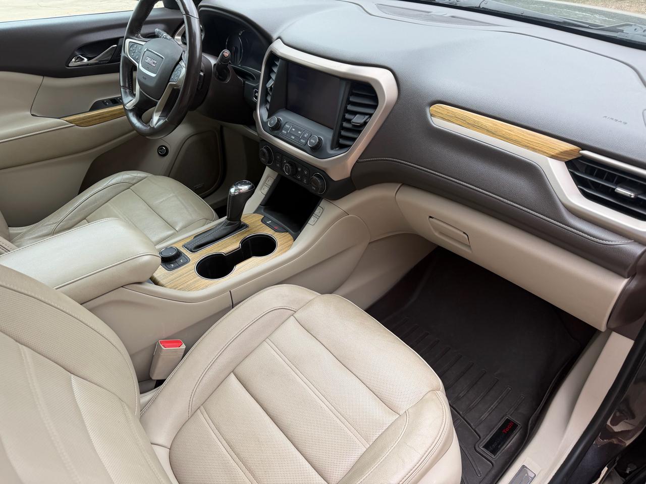 GMC Acadia Denali 2018