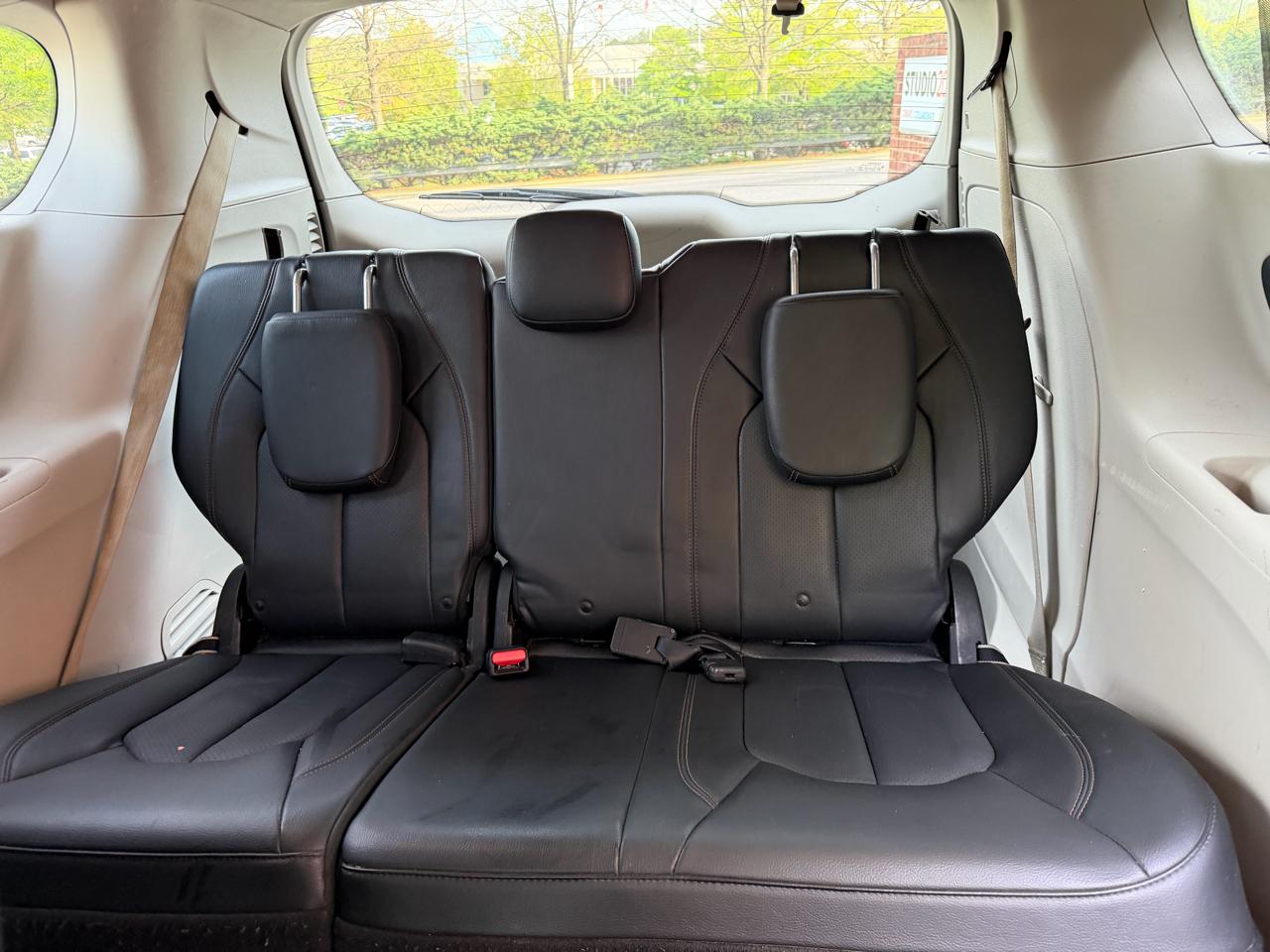 Chrysler Pacifica  2019