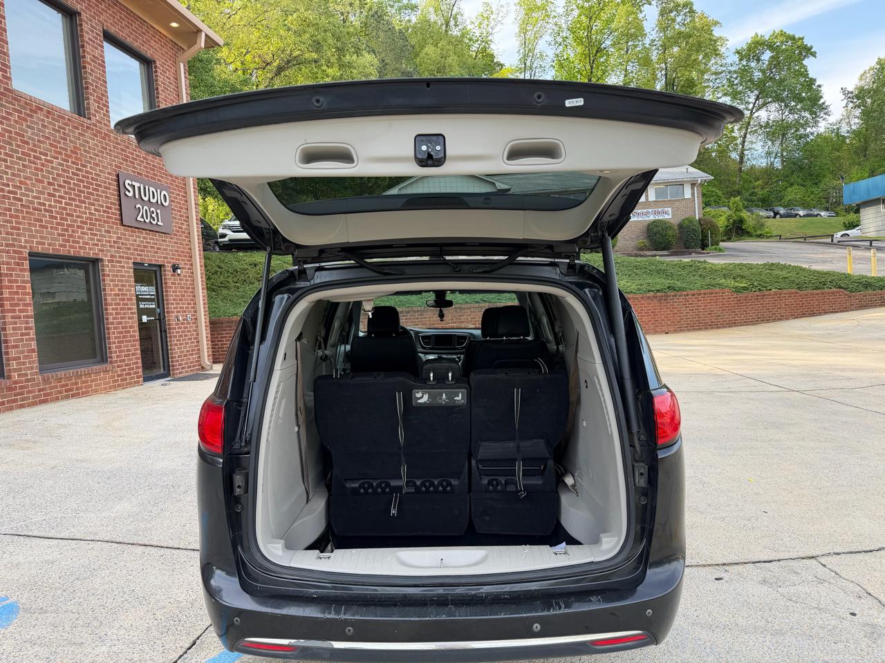 Chrysler Pacifica  2019