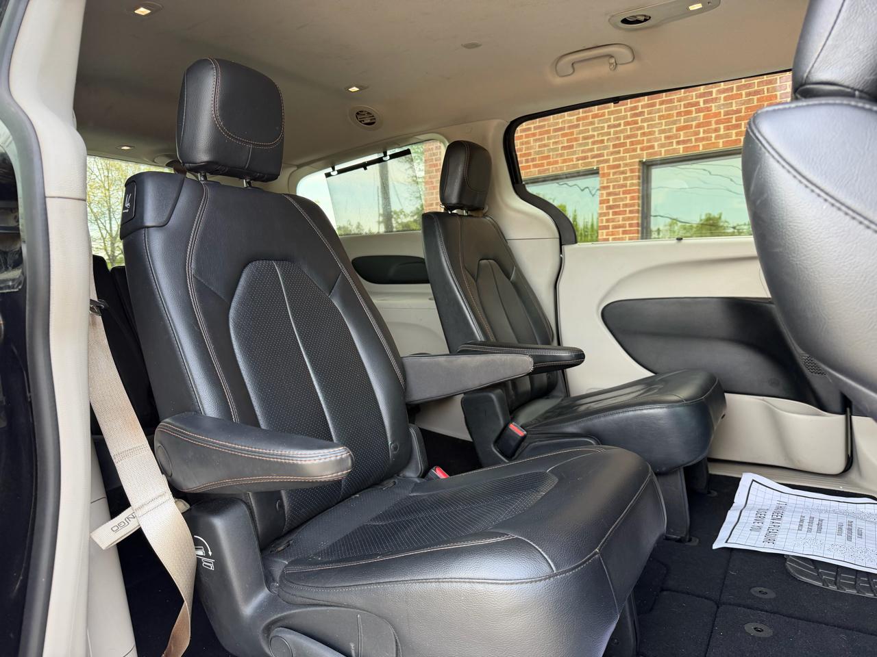 Chrysler Pacifica  2019