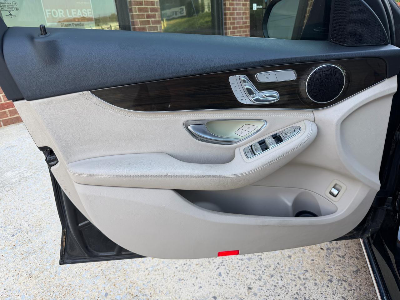 Mercedes-Benz C-Class C300 Sedan 2015