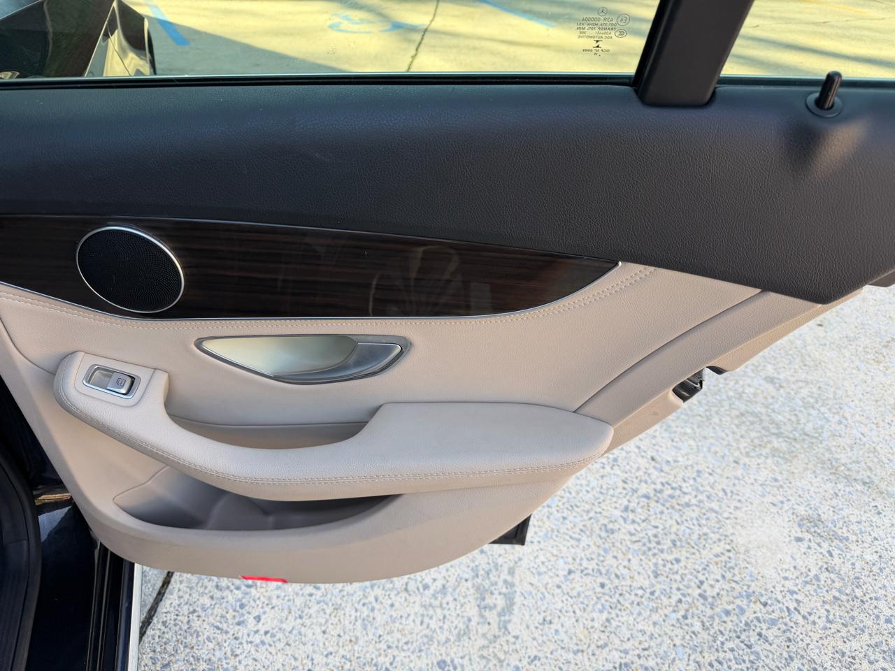 Mercedes-Benz C-Class C300 Sedan 2015