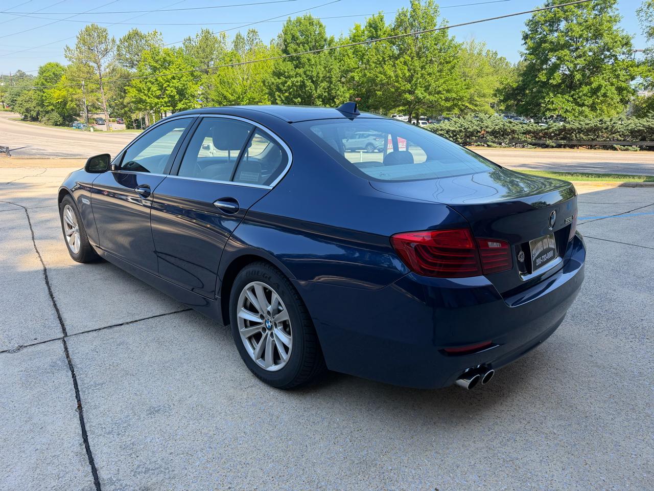 BMW 5-Series 528i 2015