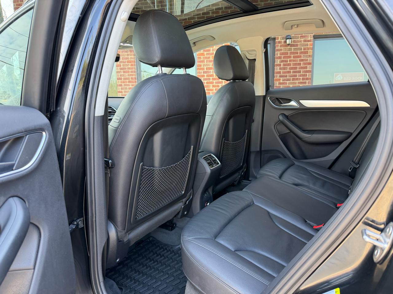 Audi Q3 2.0T quattro Premium Plus 2016