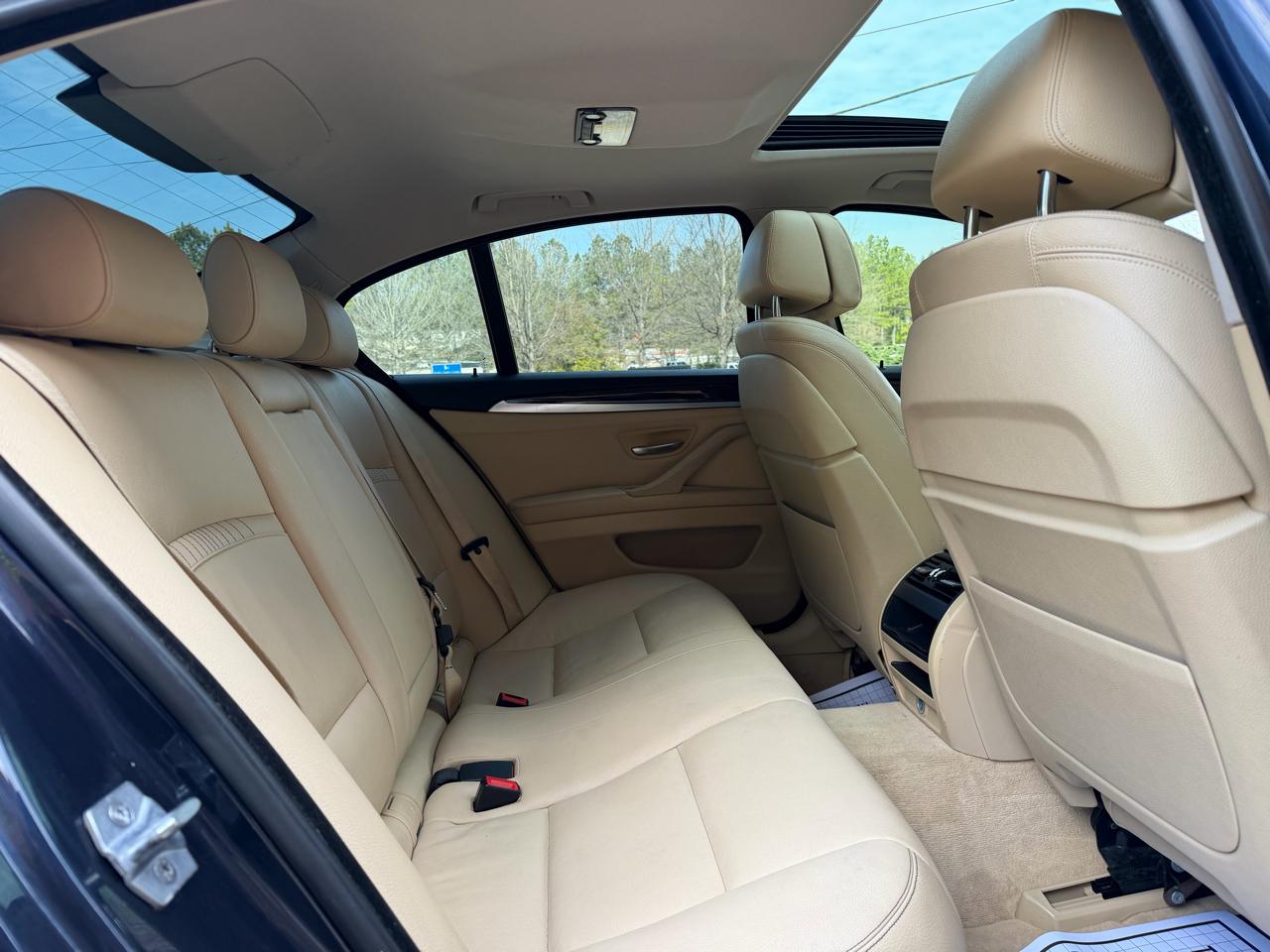 BMW 5-Series 535i 2014