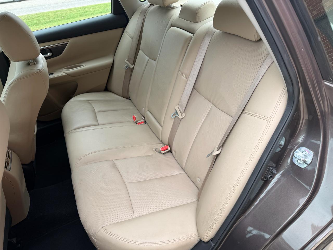 Nissan Altima 2.5 2015