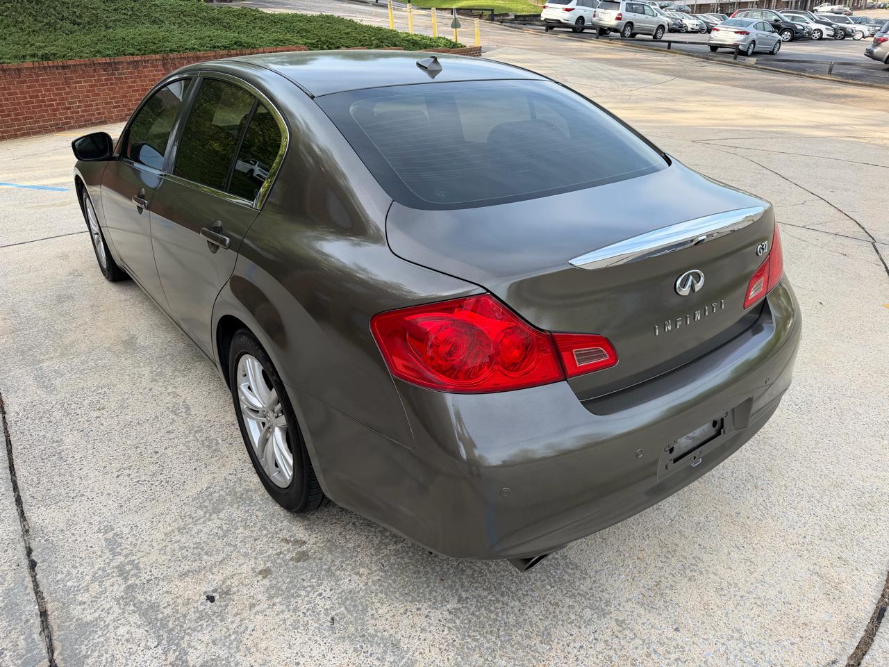 Infiniti G Sedan 37 Sport 6MT 2013