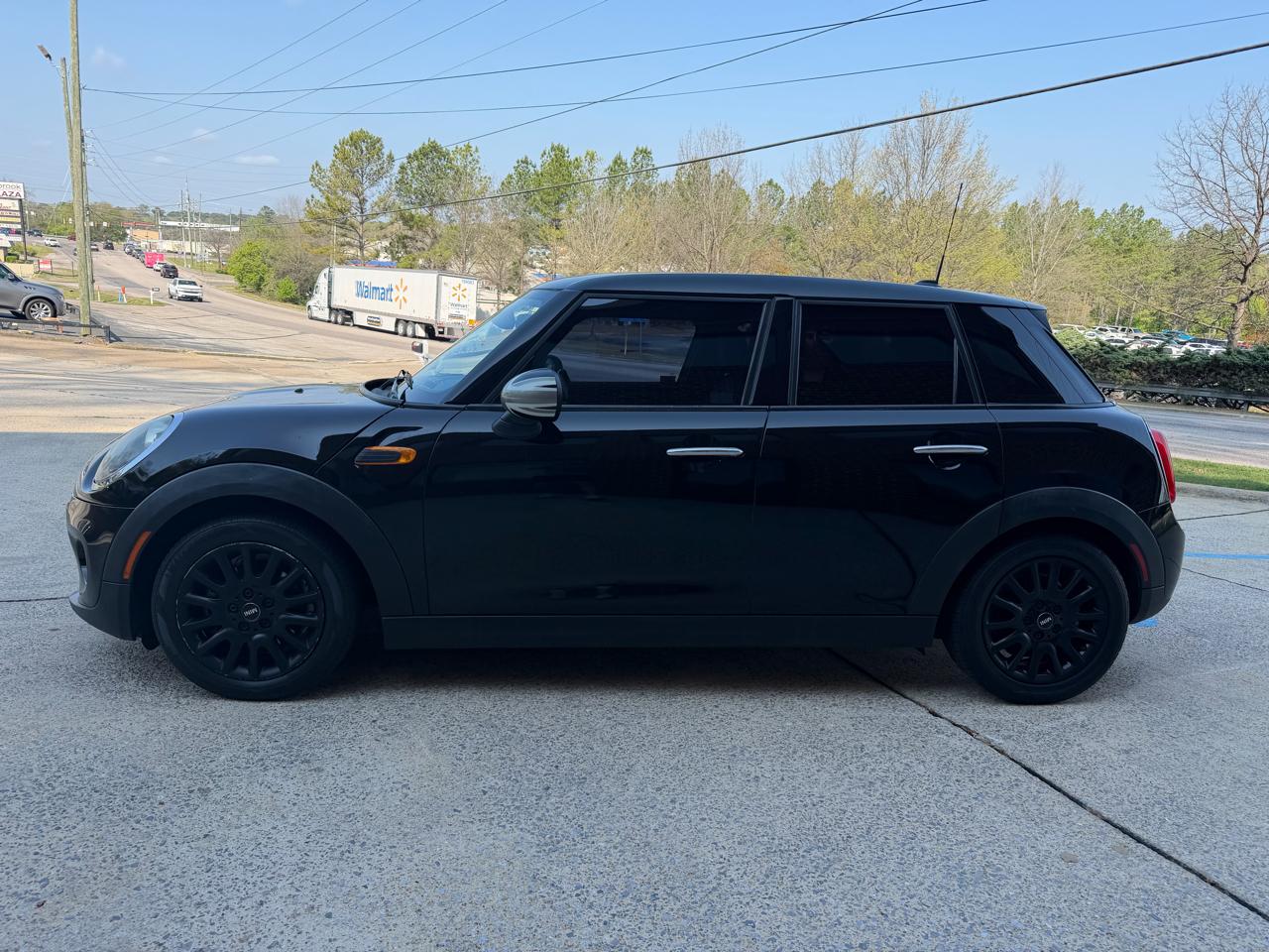 MINI Cooper Base 2015