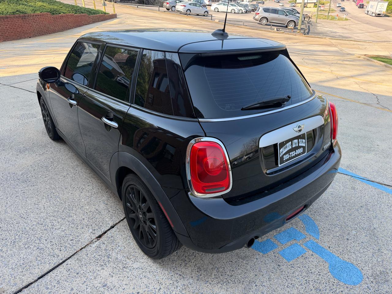 MINI Cooper Base 2015