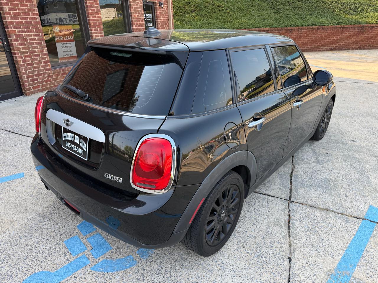 MINI Cooper Base 2015