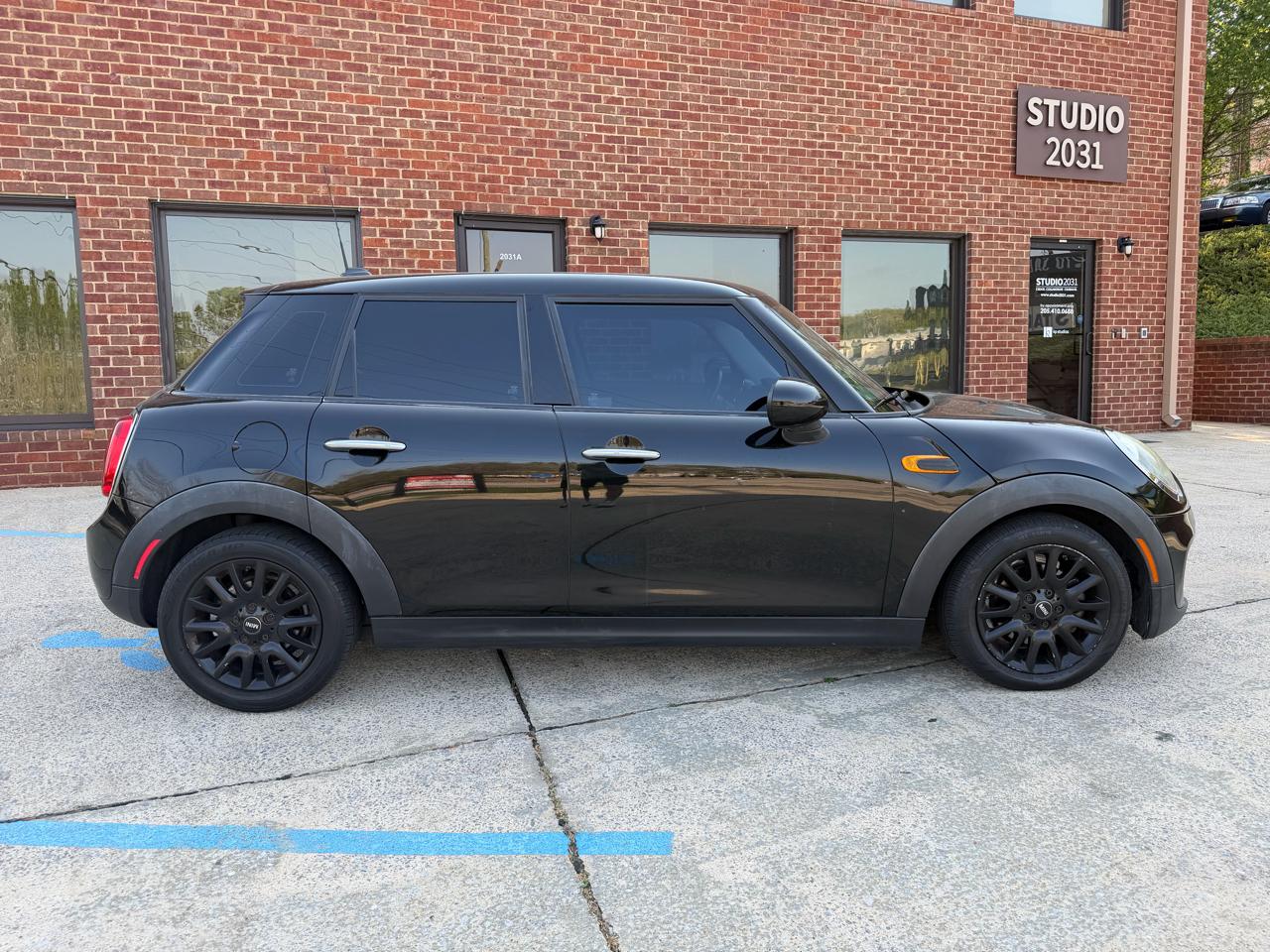 MINI Cooper Base 2015