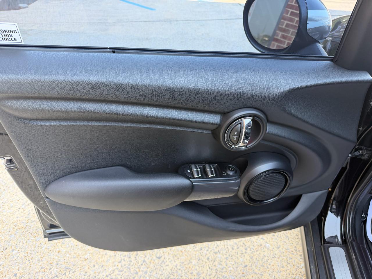 MINI Cooper Base 2015