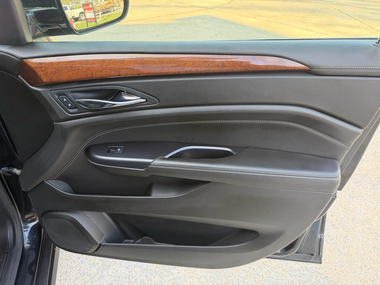 Cadillac SRX Luxury Collection 2013