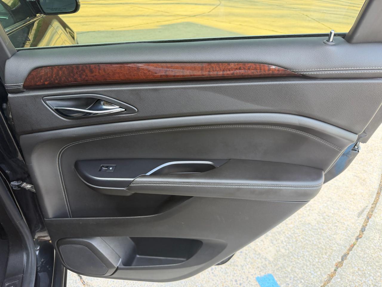 Cadillac SRX Luxury Collection 2013