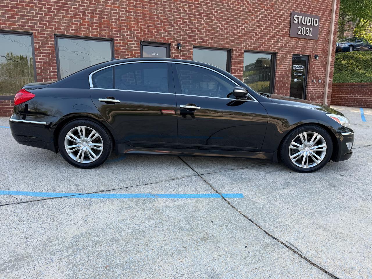 Hyundai Genesis 3.8L 2014