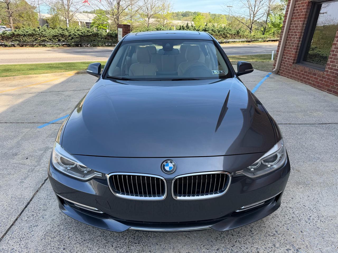 BMW 3-Series 335i xDrive Sedan 2013