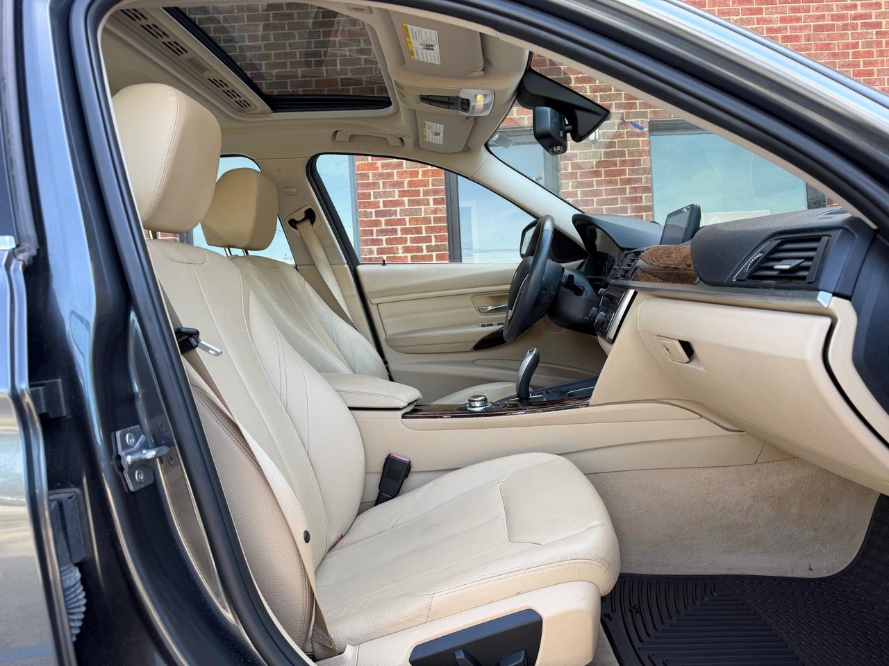 BMW 3-Series 335i xDrive Sedan 2013