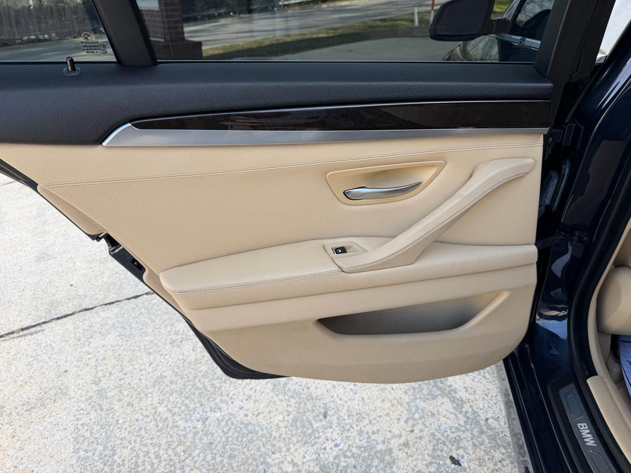 BMW 5-Series 535i 2014