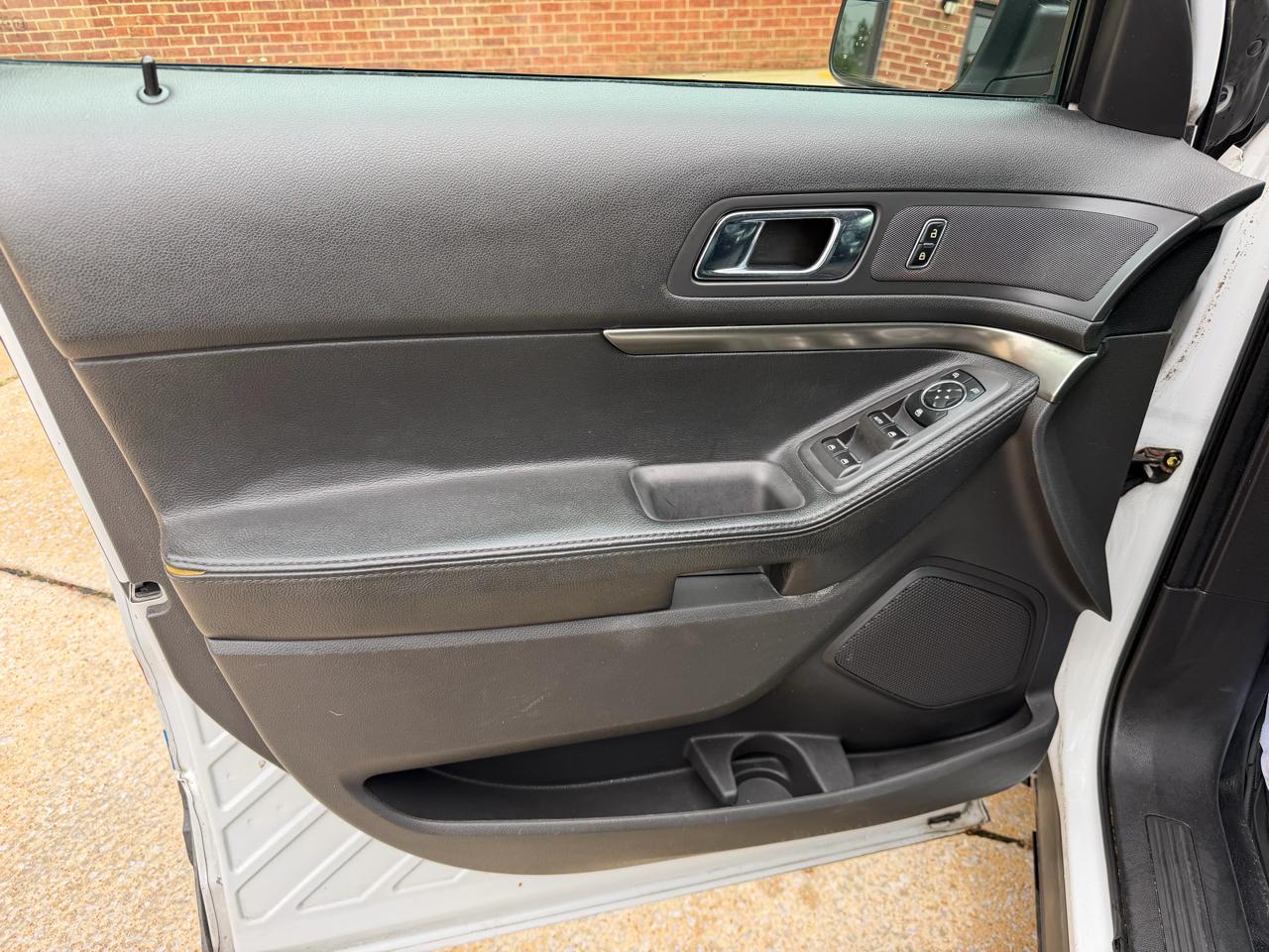 Ford Explorer Police 4WD 2014