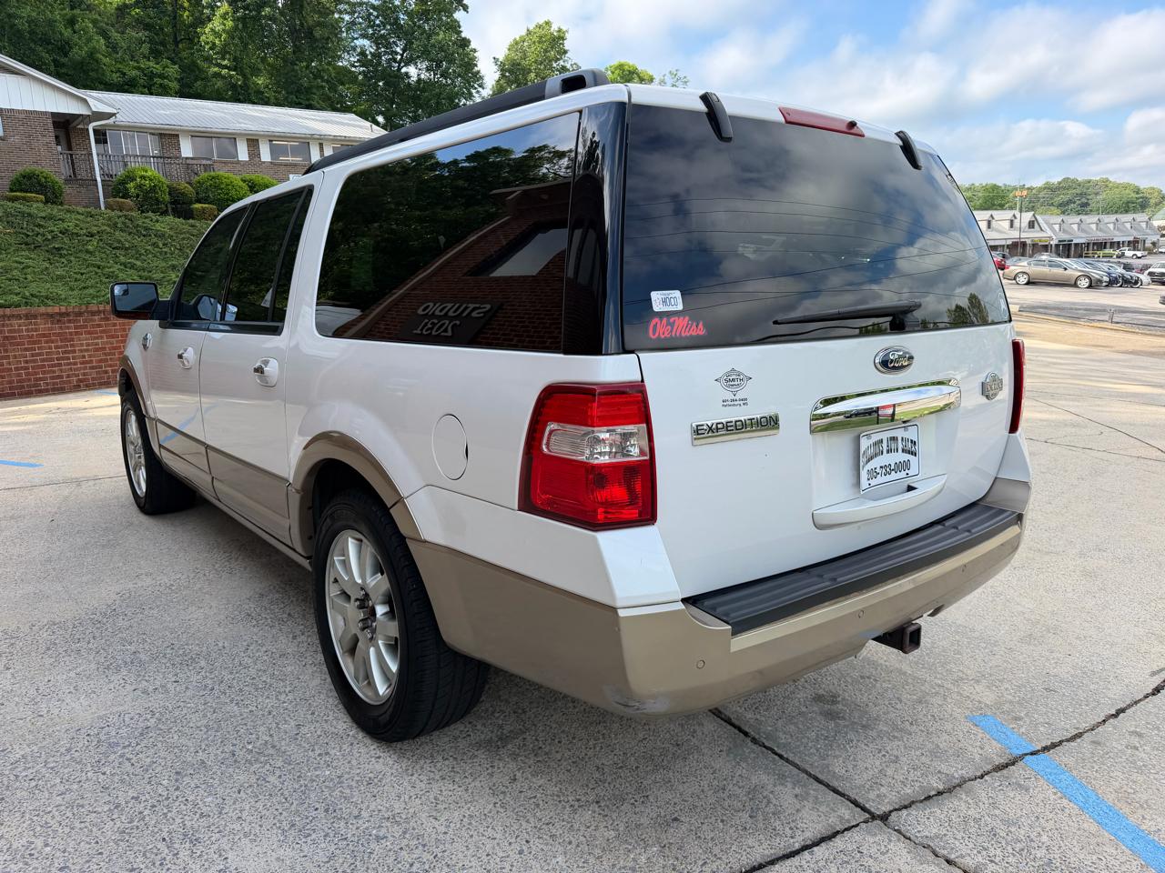 Ford Expedition EL XLT 2WD 2012