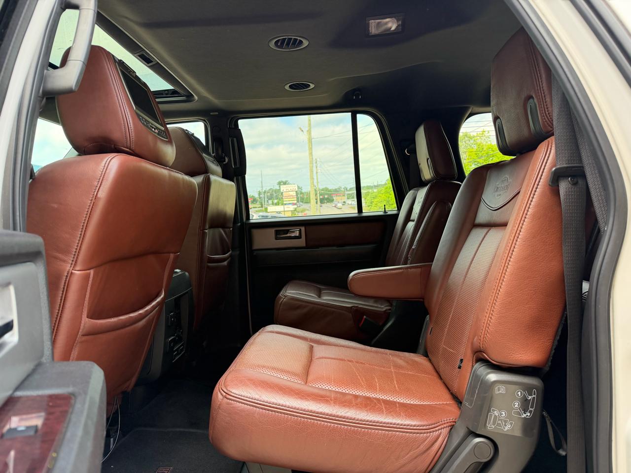 Ford Expedition EL XLT 2WD 2012
