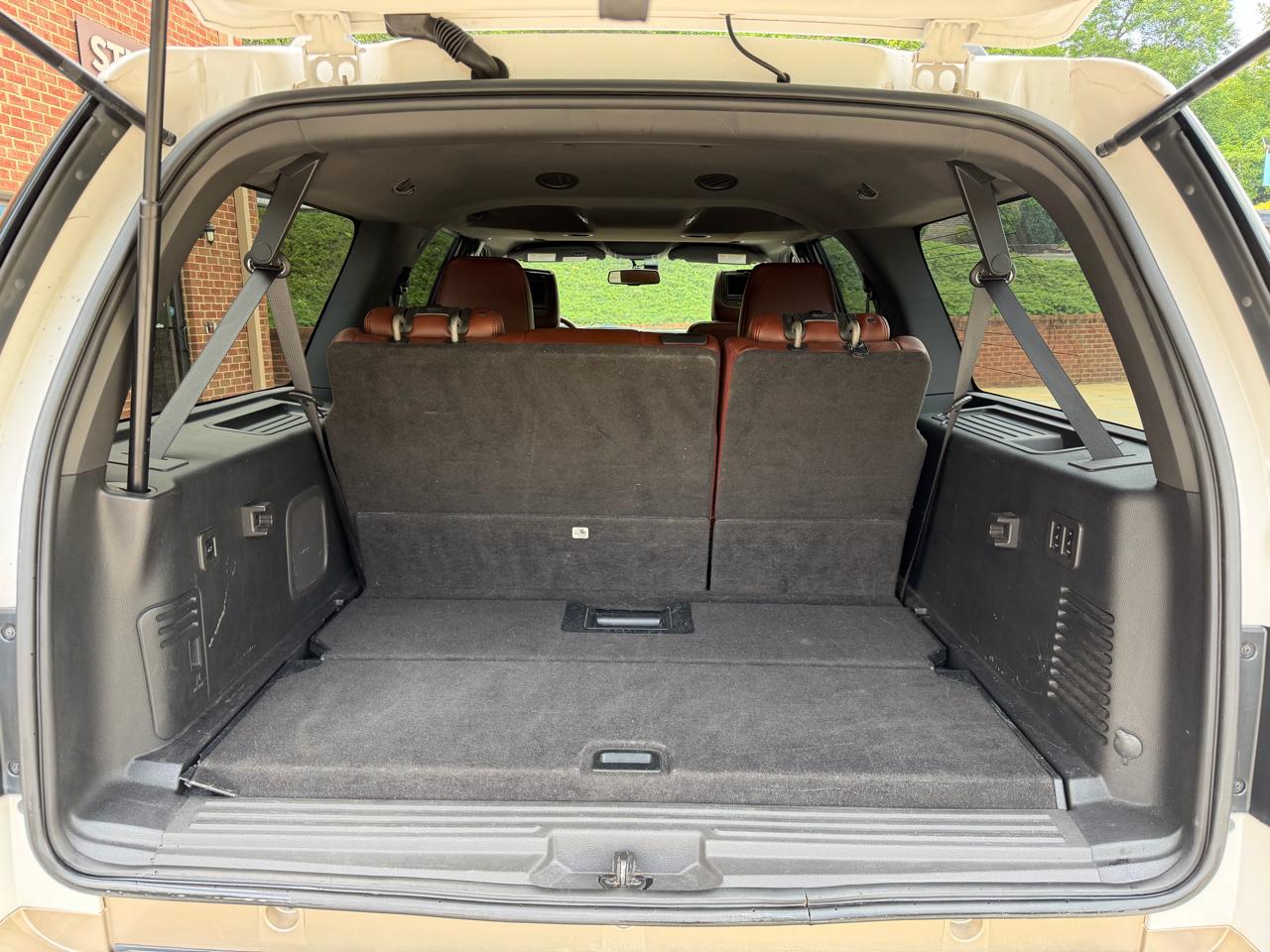 Ford Expedition EL XLT 2WD 2012
