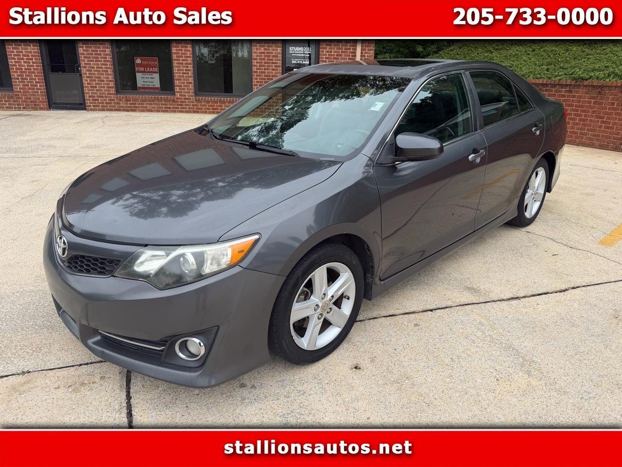 Toyota Camry SE 2012