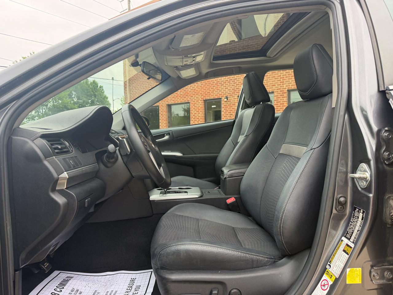 Toyota Camry SE 2012