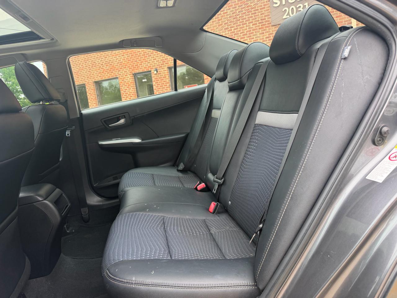 Toyota Camry SE 2012