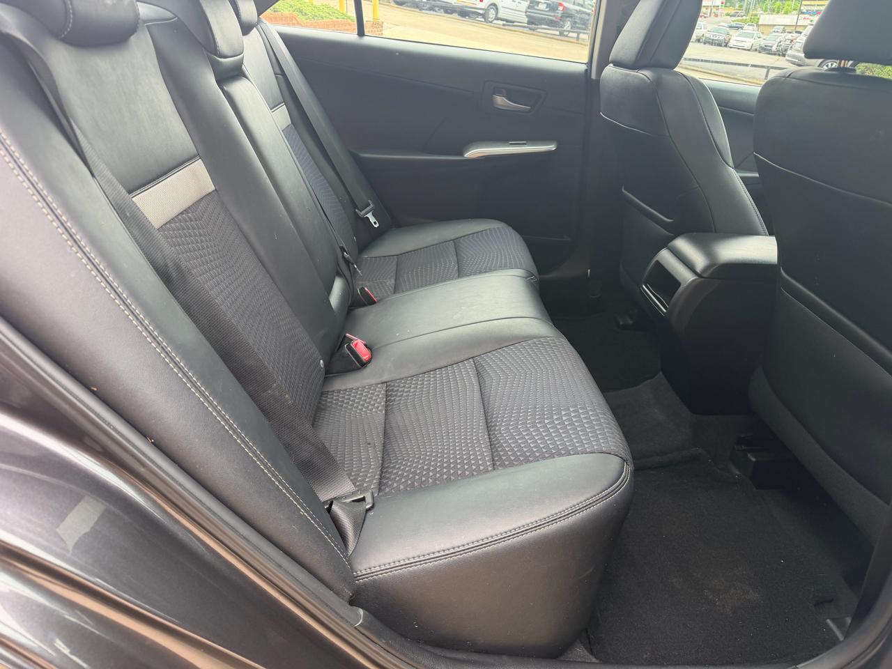 Toyota Camry SE 2012