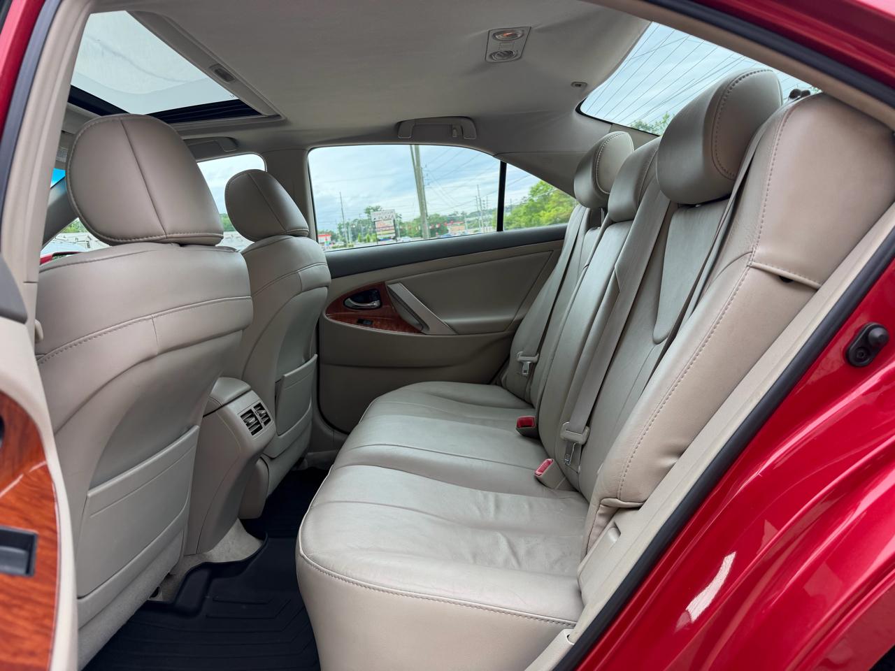 Toyota Camry LE V6 2008