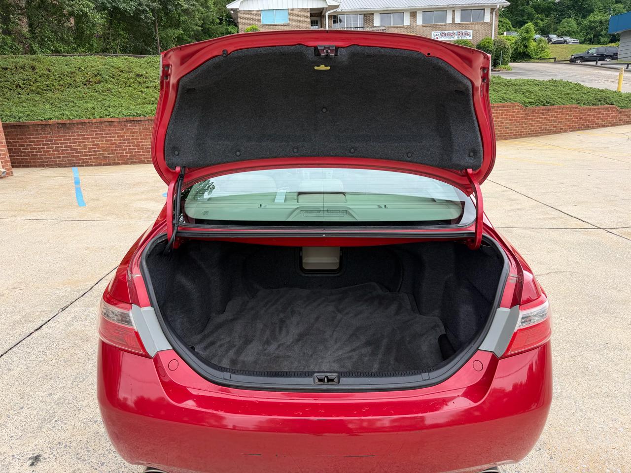 Toyota Camry LE V6 2008