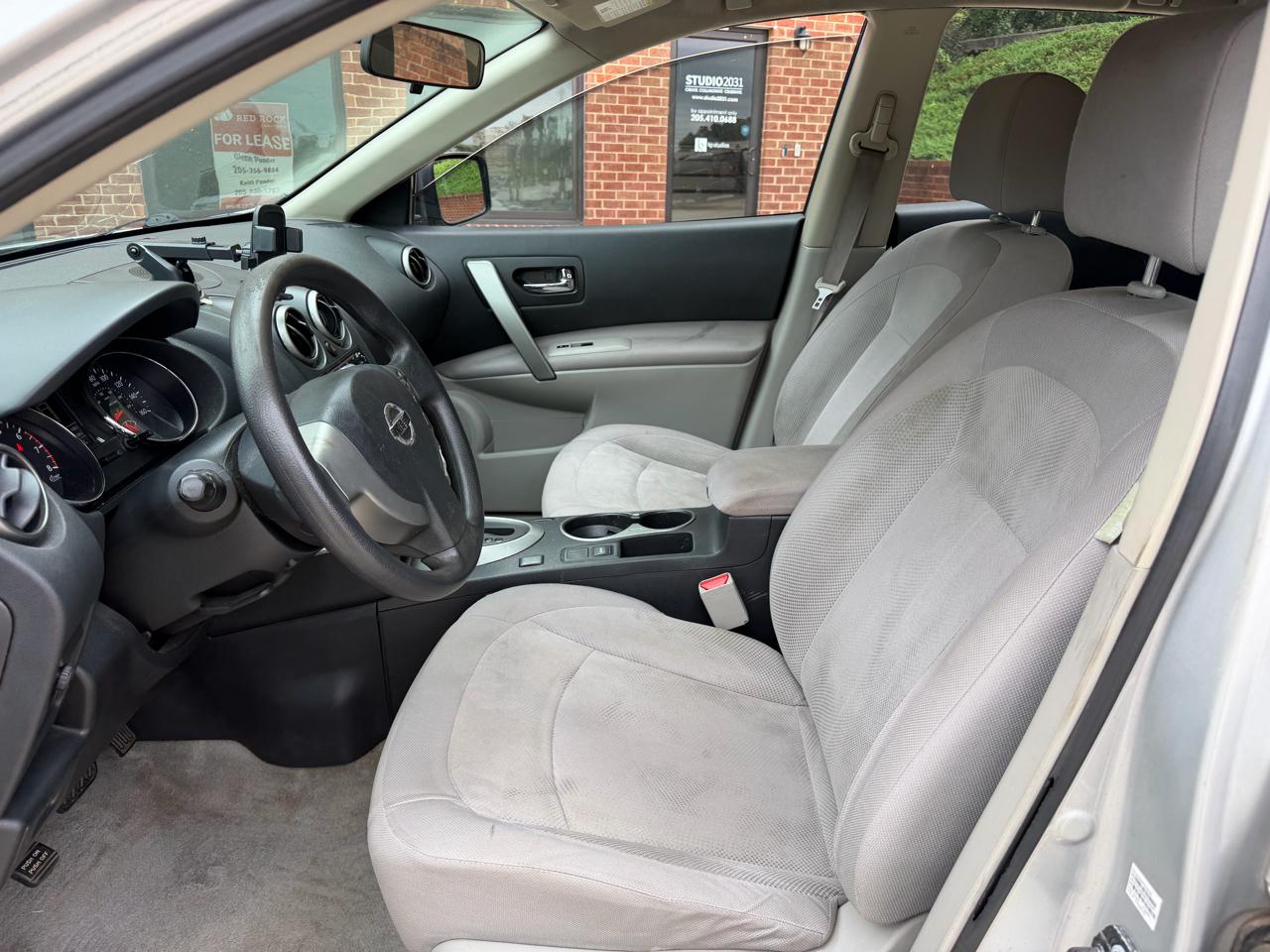 Nissan Rogue S 2WD 2013