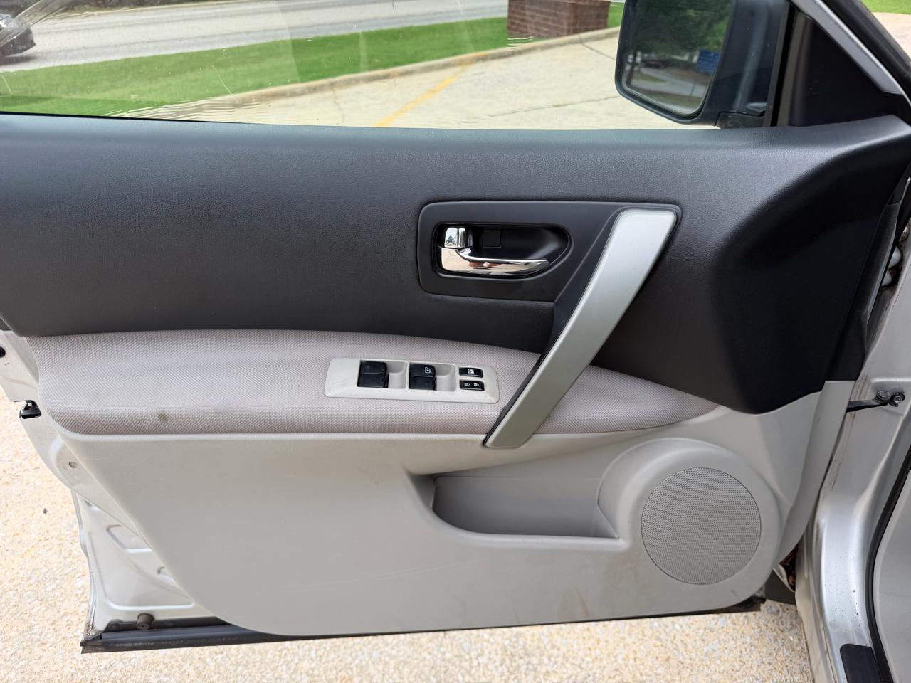 Nissan Rogue S 2WD 2013