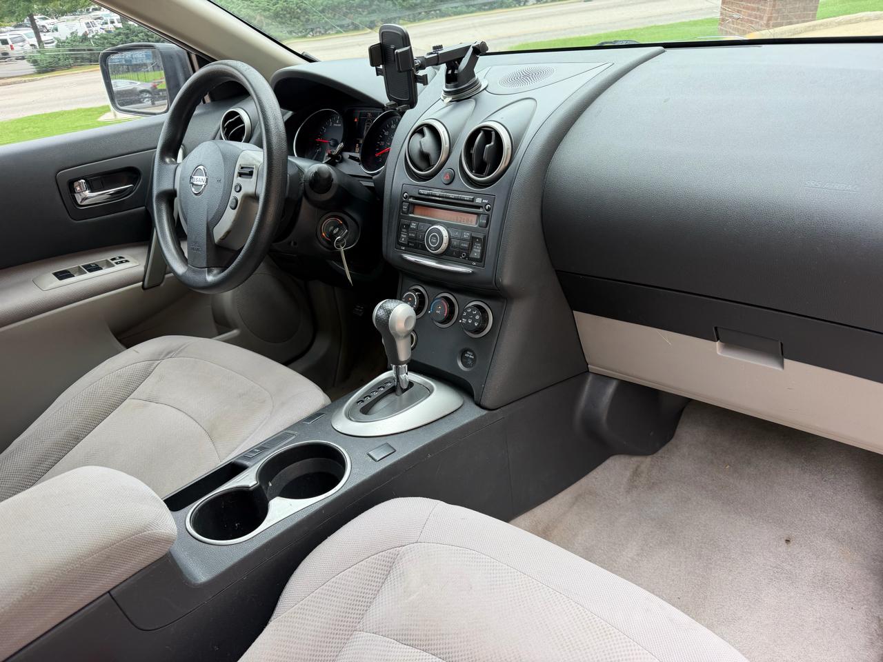 Nissan Rogue S 2WD 2013