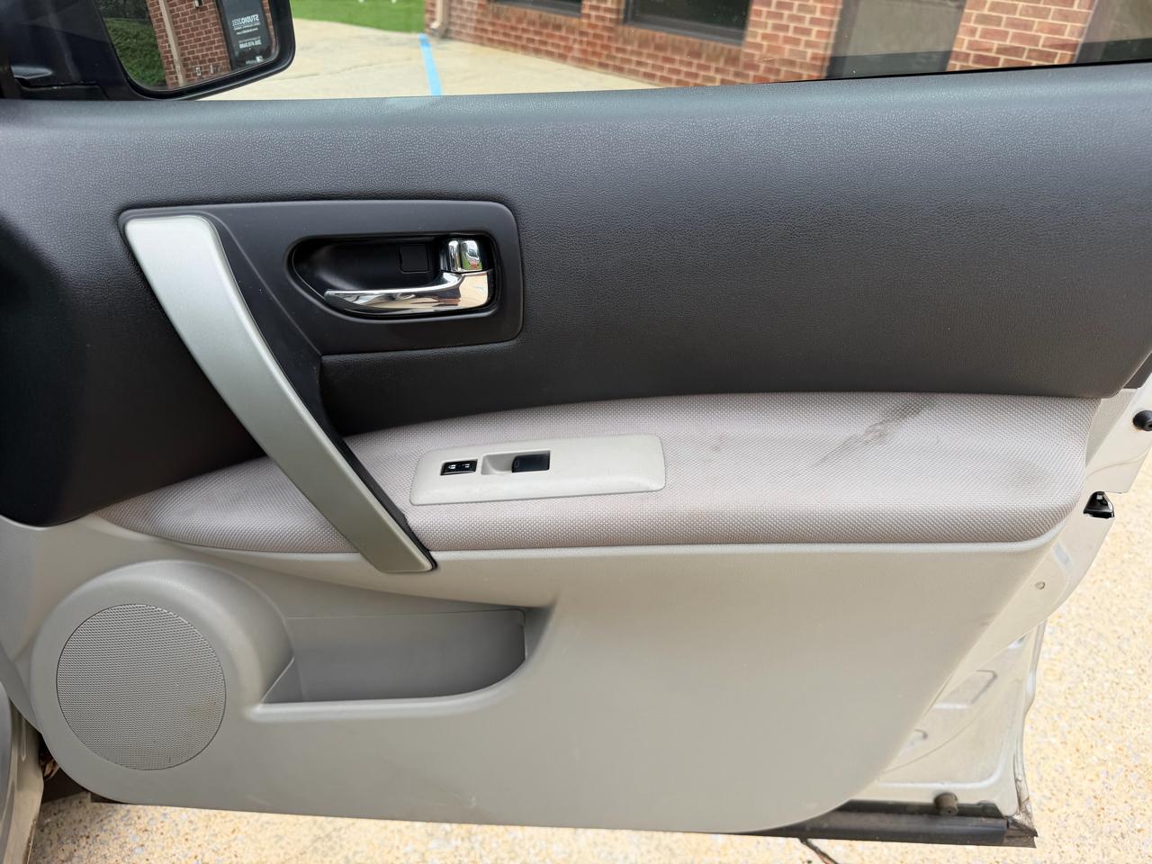 Nissan Rogue S 2WD 2013