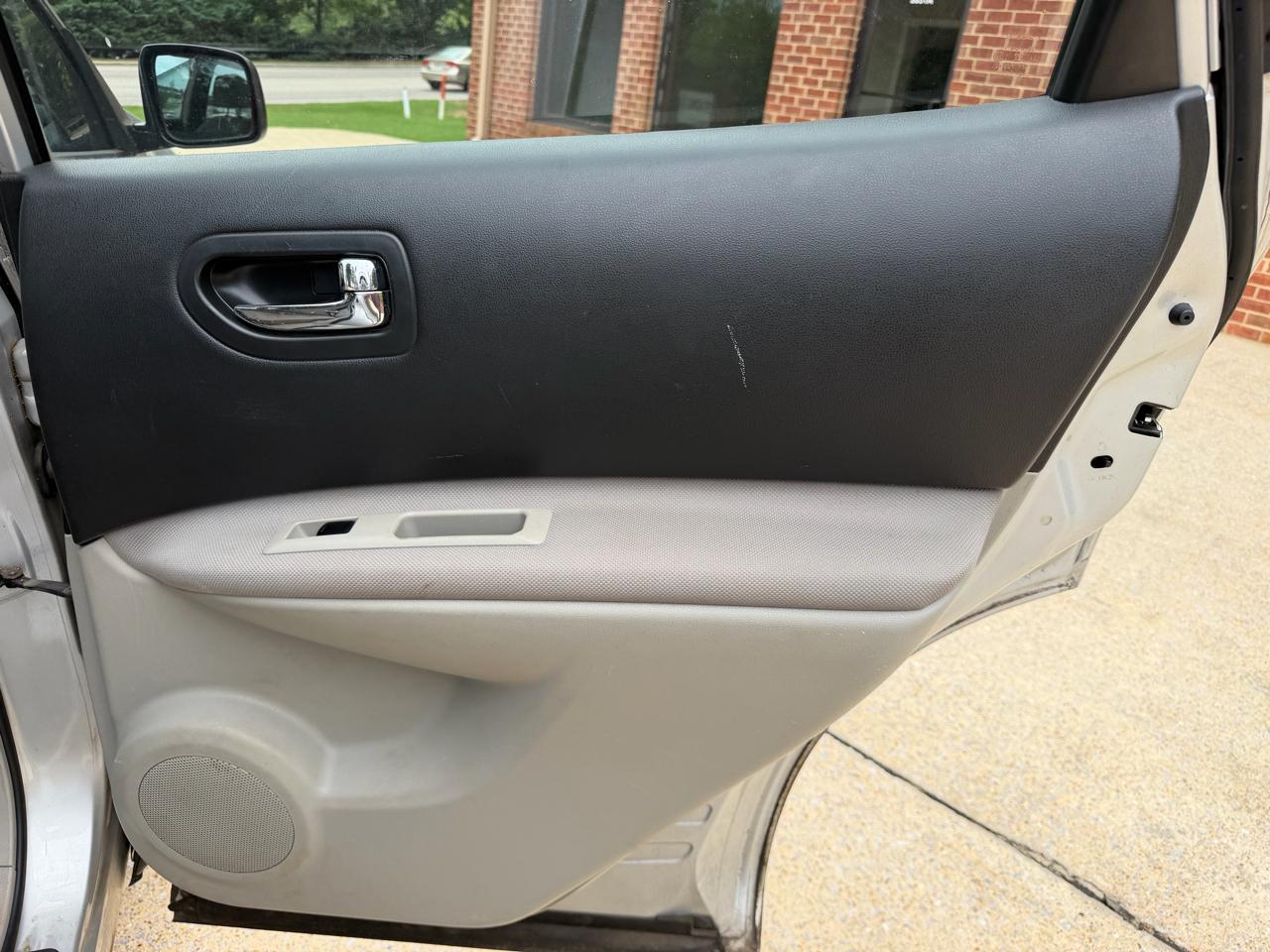 Nissan Rogue S 2WD 2013