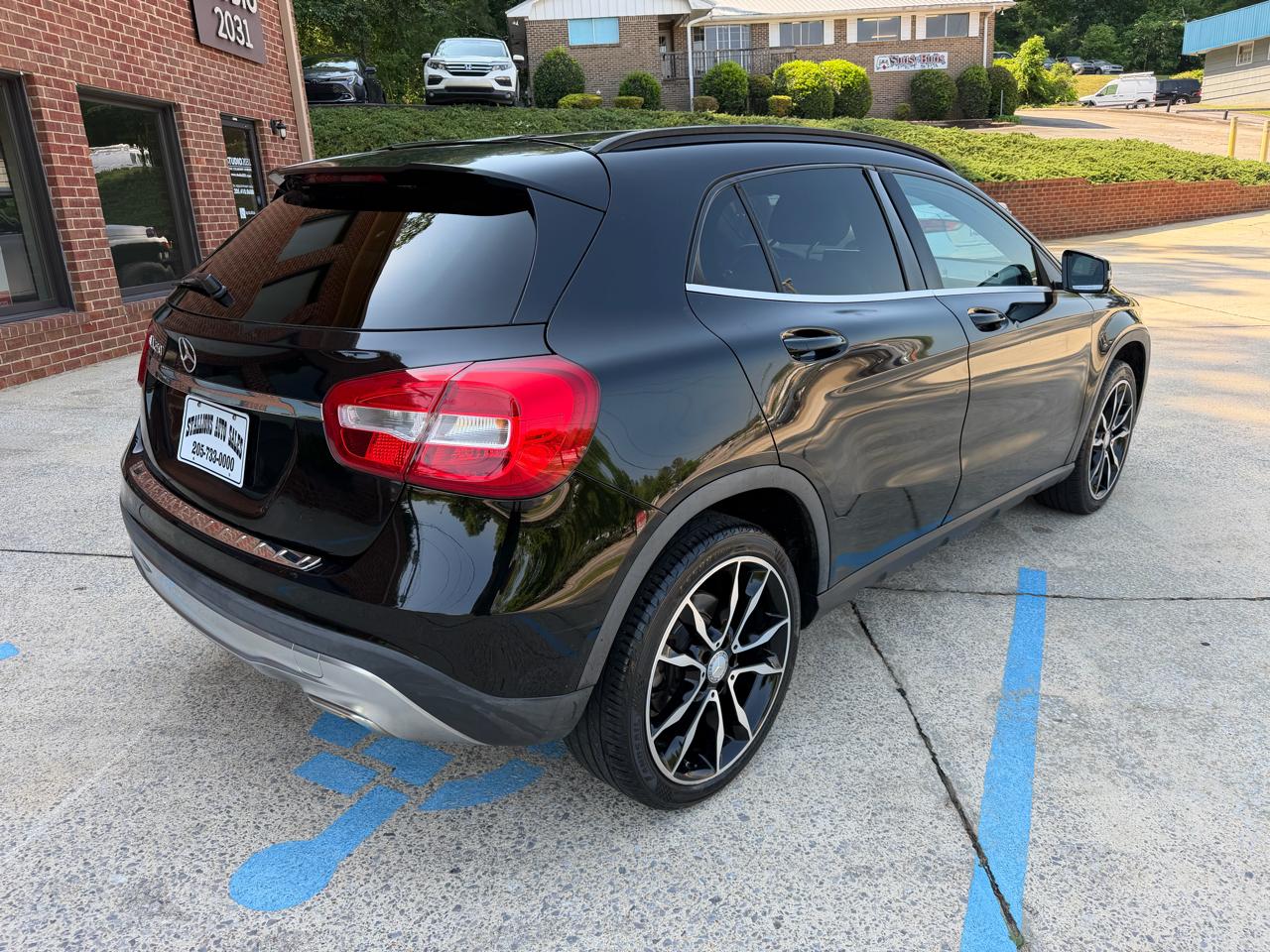 Mercedes-Benz GLA-Class GLA250 2017