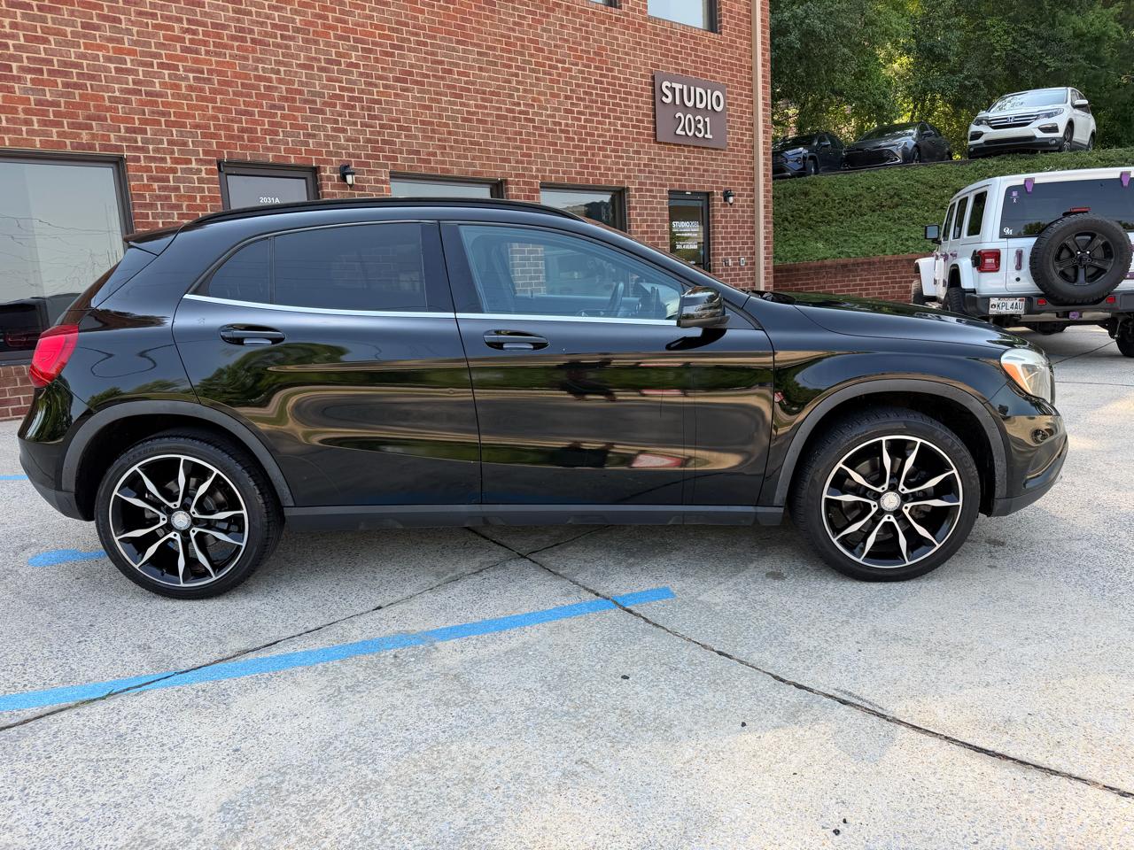 Mercedes-Benz GLA-Class GLA250 2017