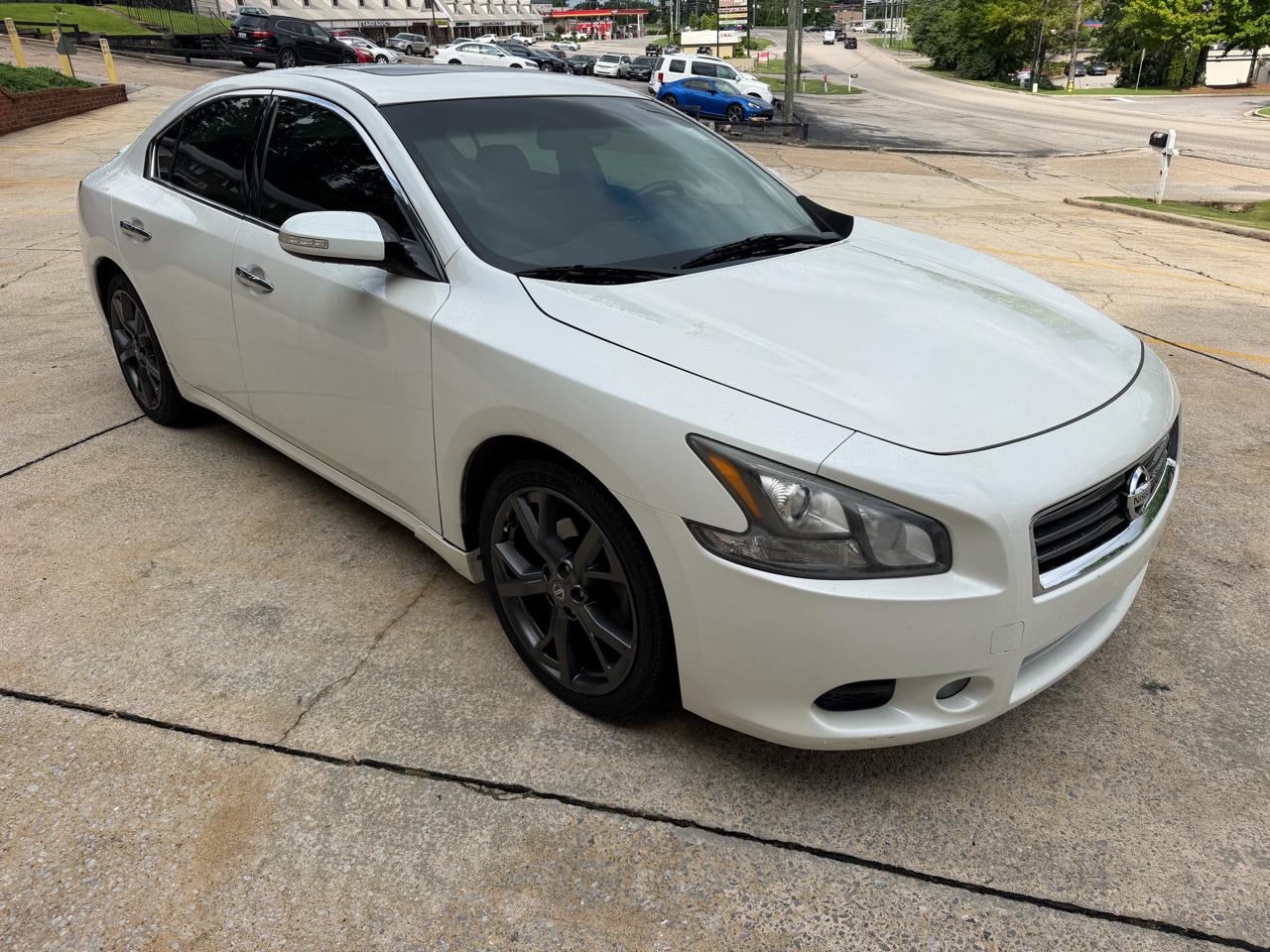 Nissan Maxima S 2013
